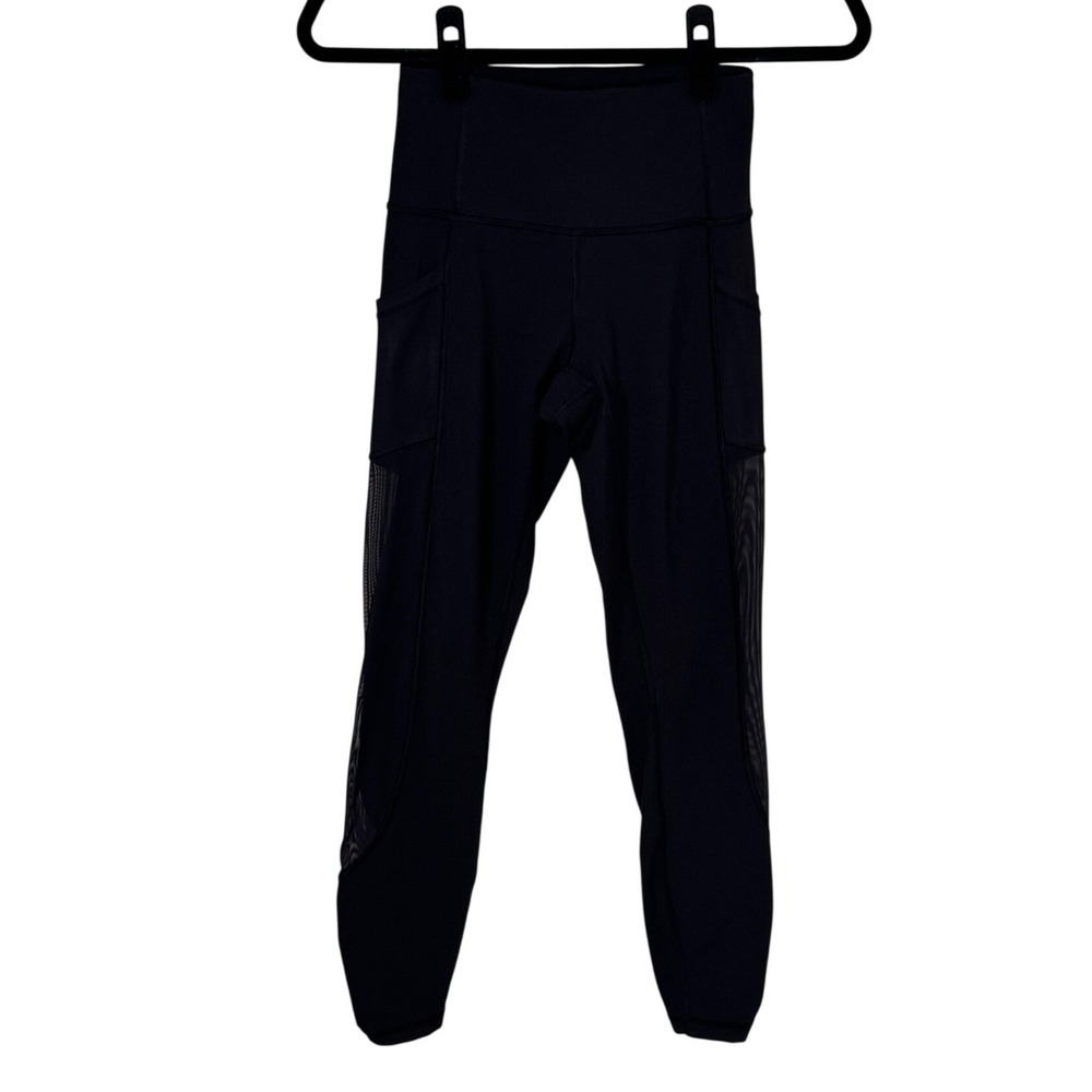 Lululemon Black Mesh Detail Side Pocket Leggings Ruched Hem Size 4 Yoga Training